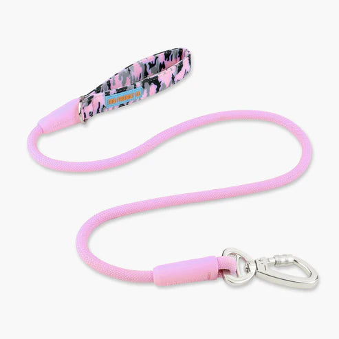 Walk Essentials - Pink Camo